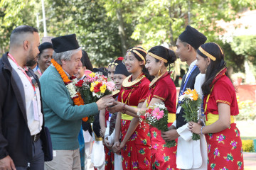 पुल्चोकमा यसरी भयो गुटेरेसको स्वागत (तस्वीरहरू)
